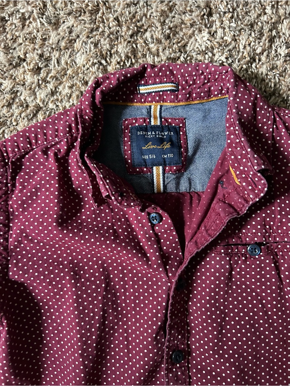 Denim & Flower Short-Sleeve Button-Up Shirt in Light Blue - Picture 3 of 3
